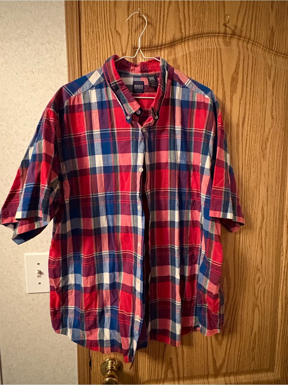 Basic Editions Red, Blue & White Plaid Short-Sleeve Button-Down Shirt